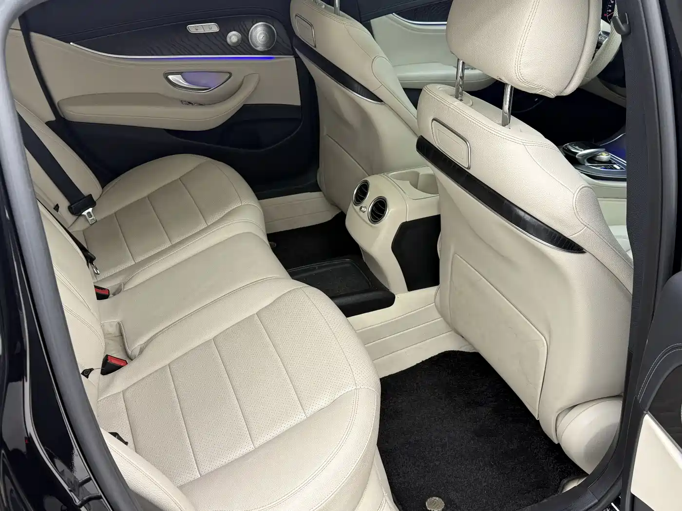Mercedes-Benz E-Class 2017 E 300 L Sport Luxury фото 16
