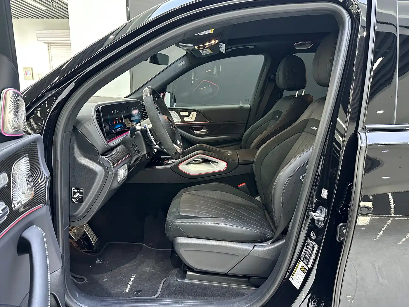 MERCEDES-BENZ GLS AMG