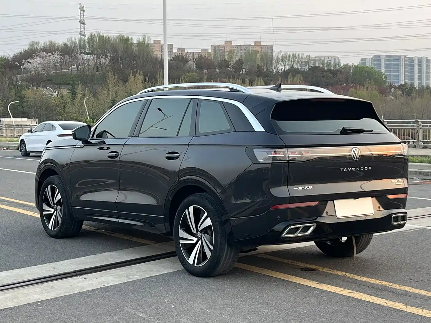 Volkswagen Talagon 2024 380TSI 4WD R-Line Touring фото 6