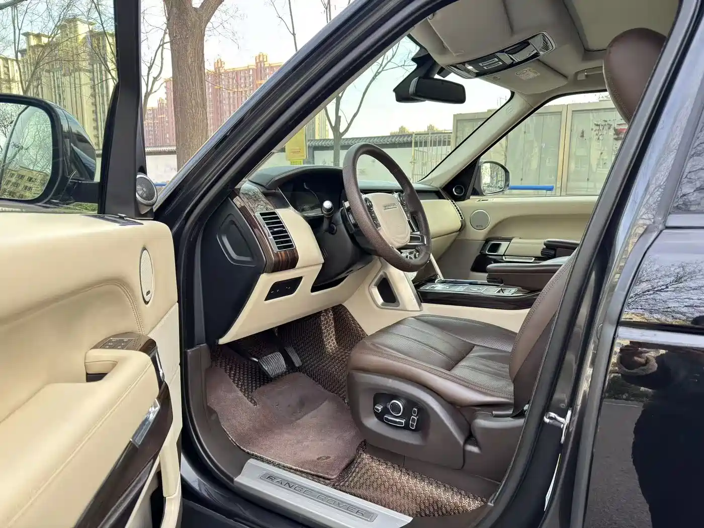 Land Rover Range Rover 2016 3.0 SC V6 Vogue SE Autobiography LWB фото 6