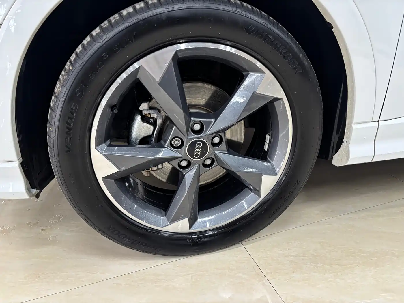 Audi Q3 2024 35 TFSI Fashion Sport фото 3