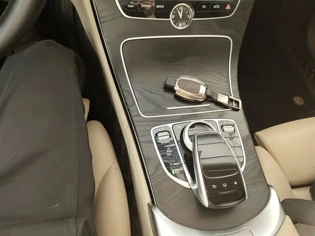 Mercedes-Benz C-Class 2016 C 180 L Sport фото 14