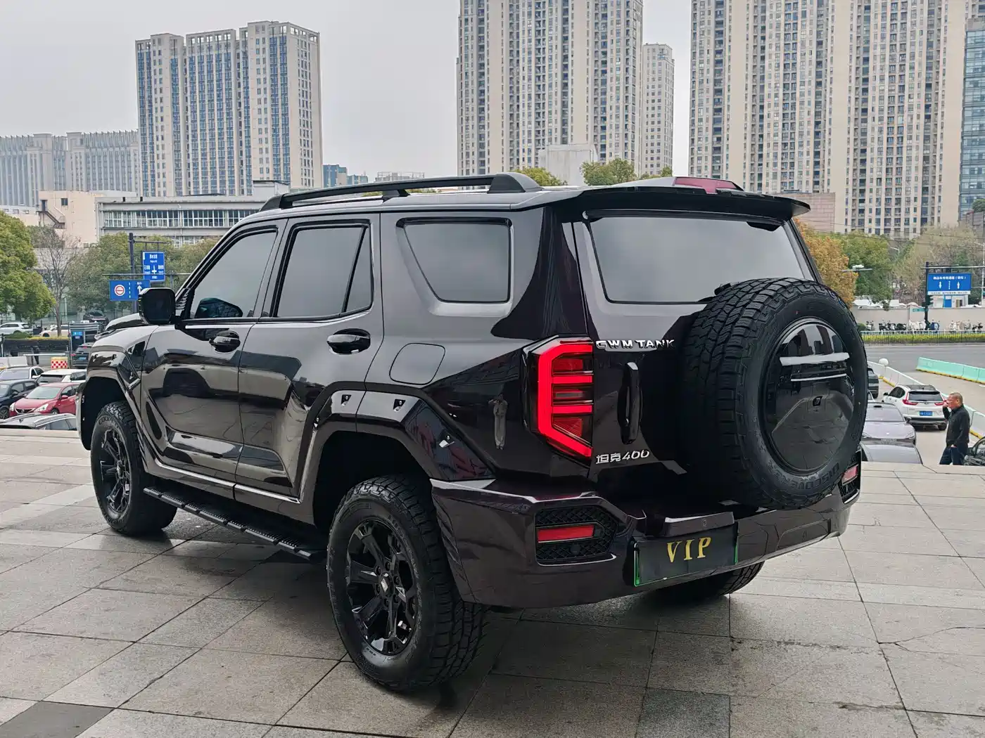 TANK TANK 400 NEW ENERGY