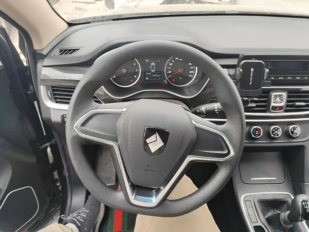 Фото 7 - Baojun 560