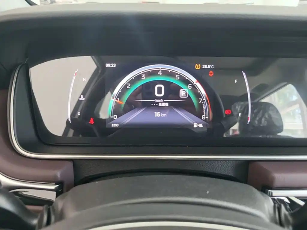 GAC Trumpchi Trumpchi M6 2026 2023 PRO 270T DCT Luxury Edition