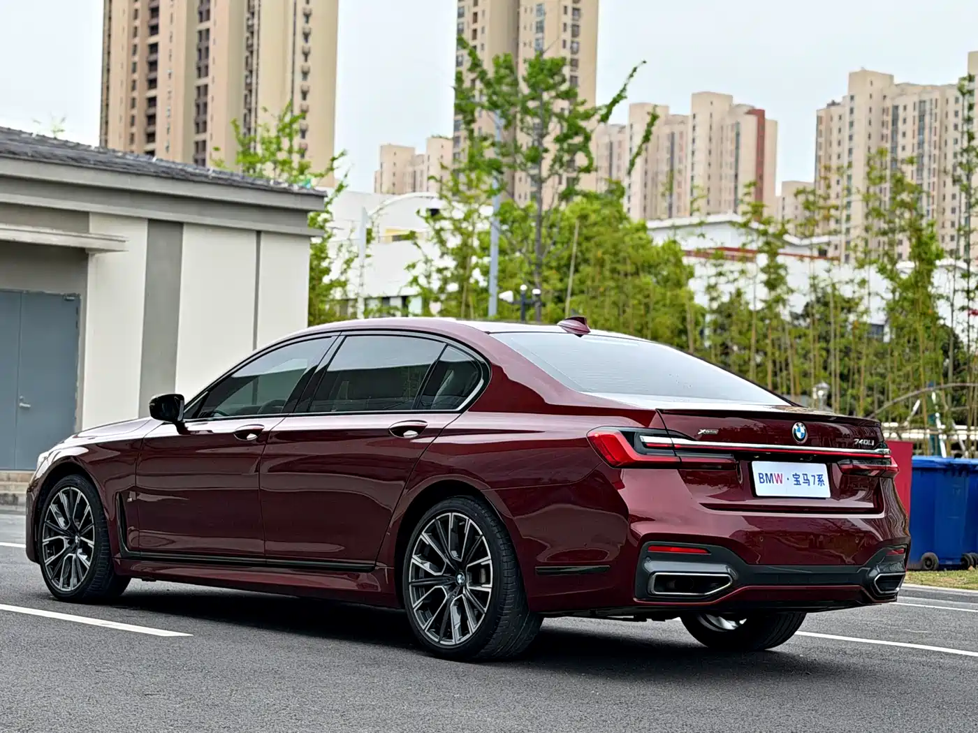 BMW 7 Series 2019 740Li xDrive Executive M Sport Package фото 17