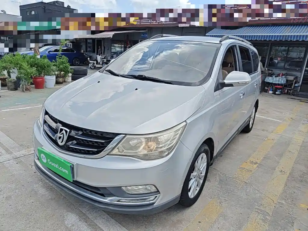 Фото 1 - Baojun 730