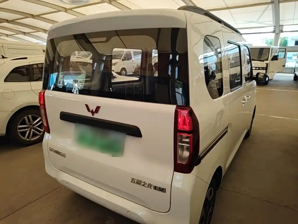 Wuling Motors Wuling Zhiguang NEV 2026 2025 Model Comfort