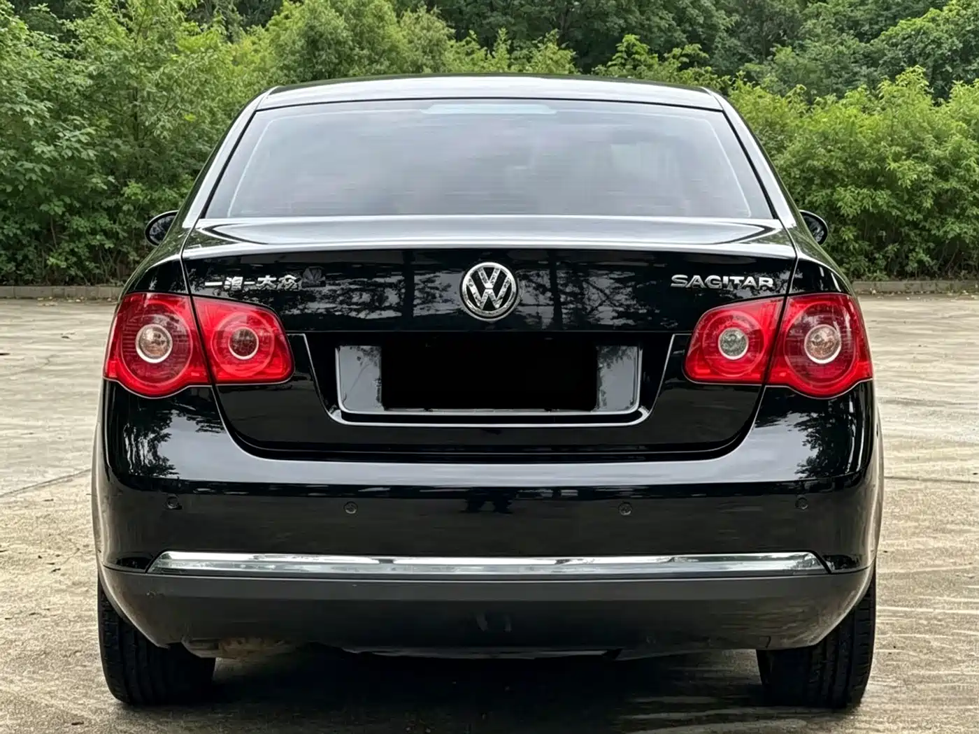 Volkswagen Sagitar 2011 1.6L Auto Comfort фото 6