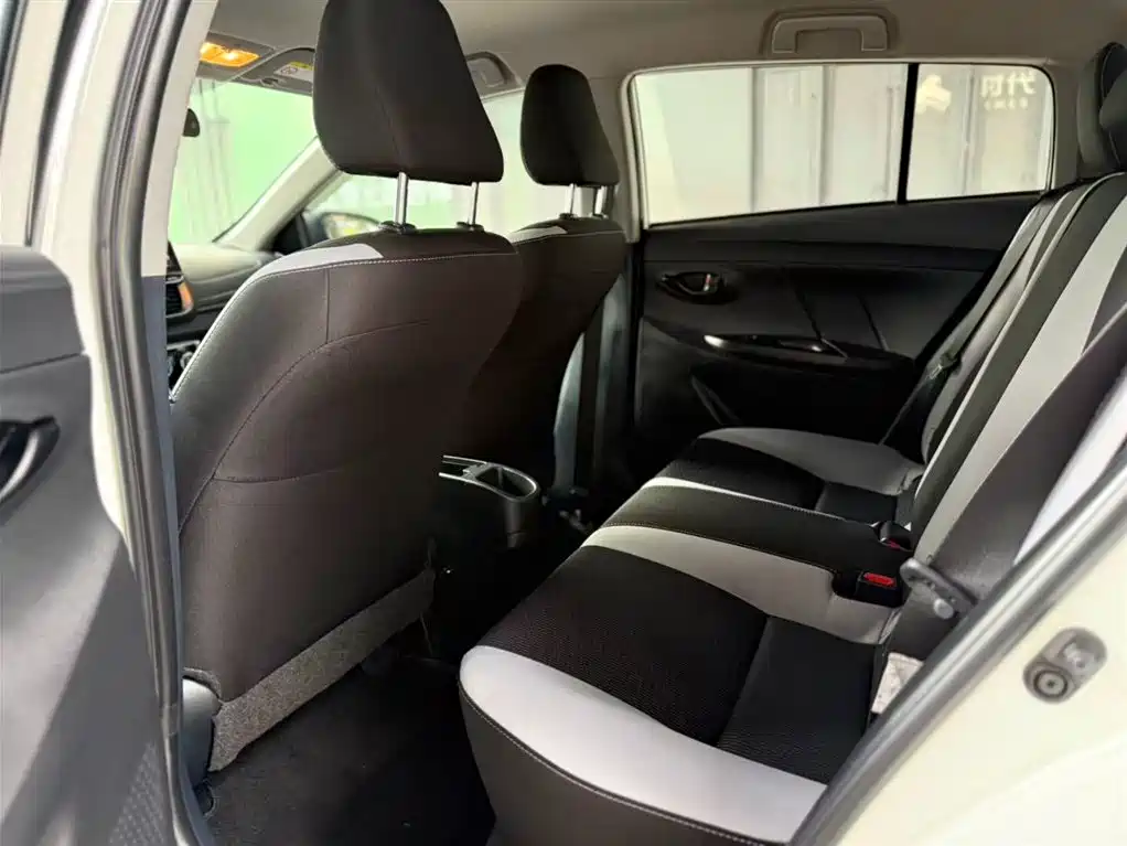 Toyota YARiS L Zhi Xuan 2022 Zhi Xuan X 1.5L CVT Leading PLUS Edition фото 8