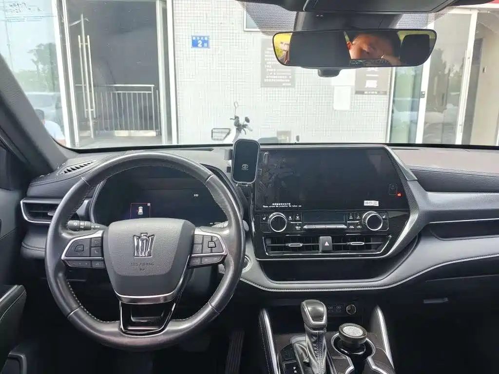 Toyota Crown Kluger 2024 2023 2.5L HEV AWD Premium Edition