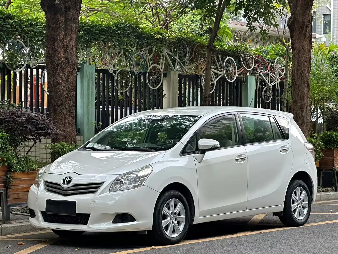 Toyota E'Z 2014 Xingyao 180E CVT Elite