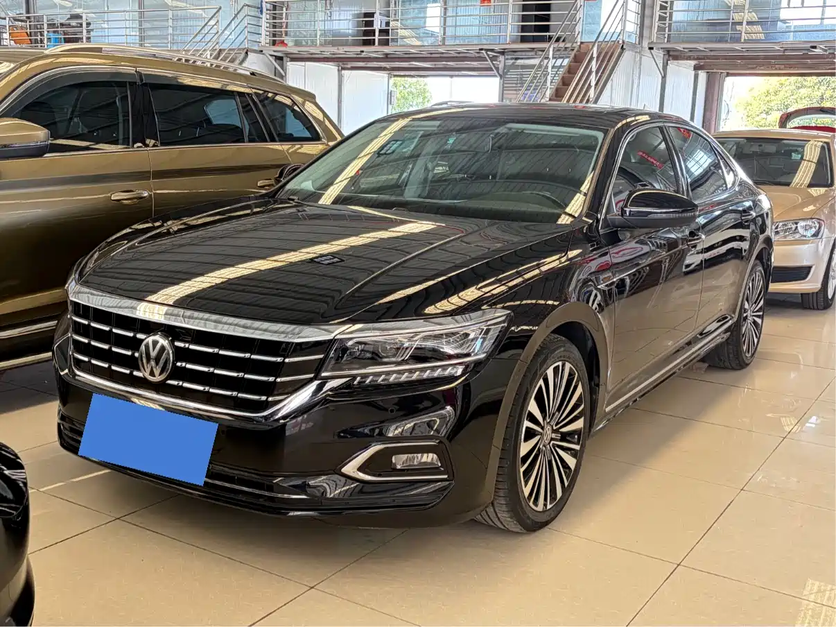 Volkswagen Passat 2020 330TSI Luxury Edition China VI