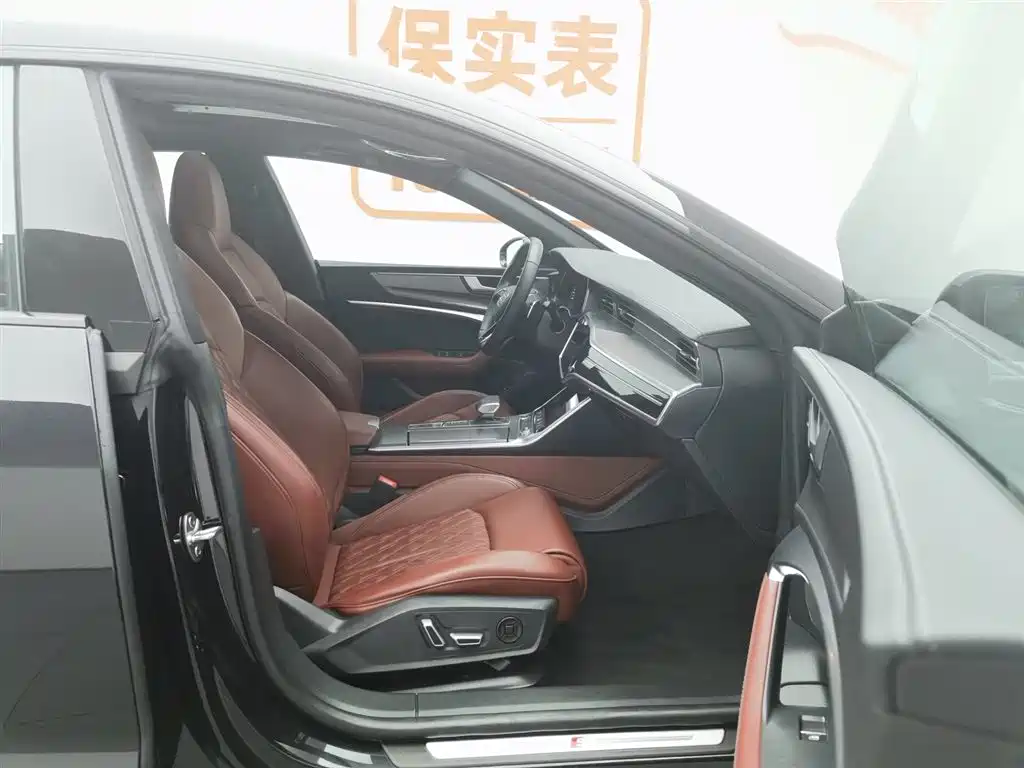 Audi A7L 2024 45 TFSI quattro Black Warrior Edition фото 23