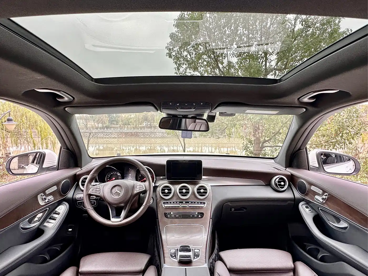 Mercedes-Benz GLC 2017 GLC 300 4MATIC Dynamic фото 17