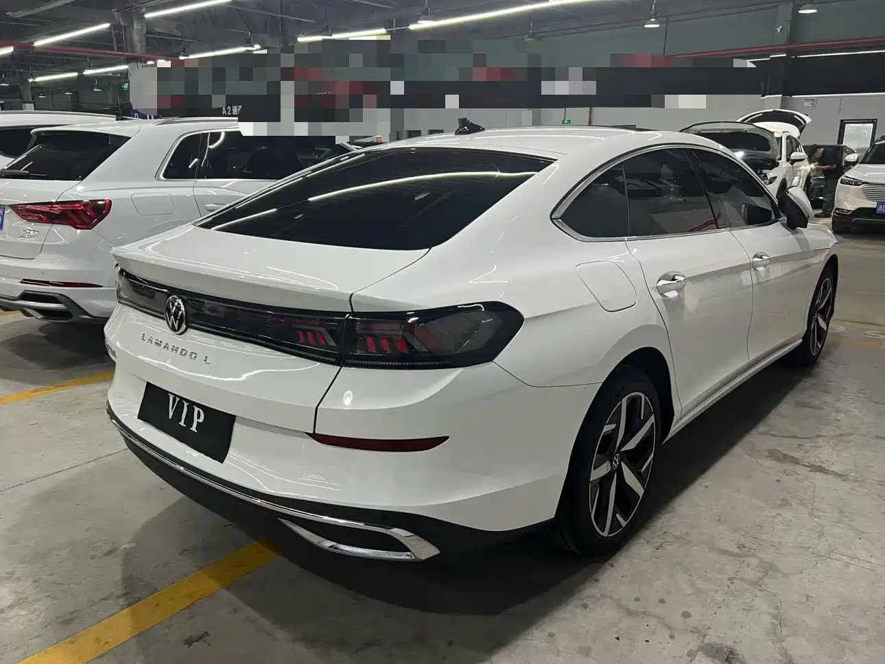 VOLKSWAGEN LINGDU