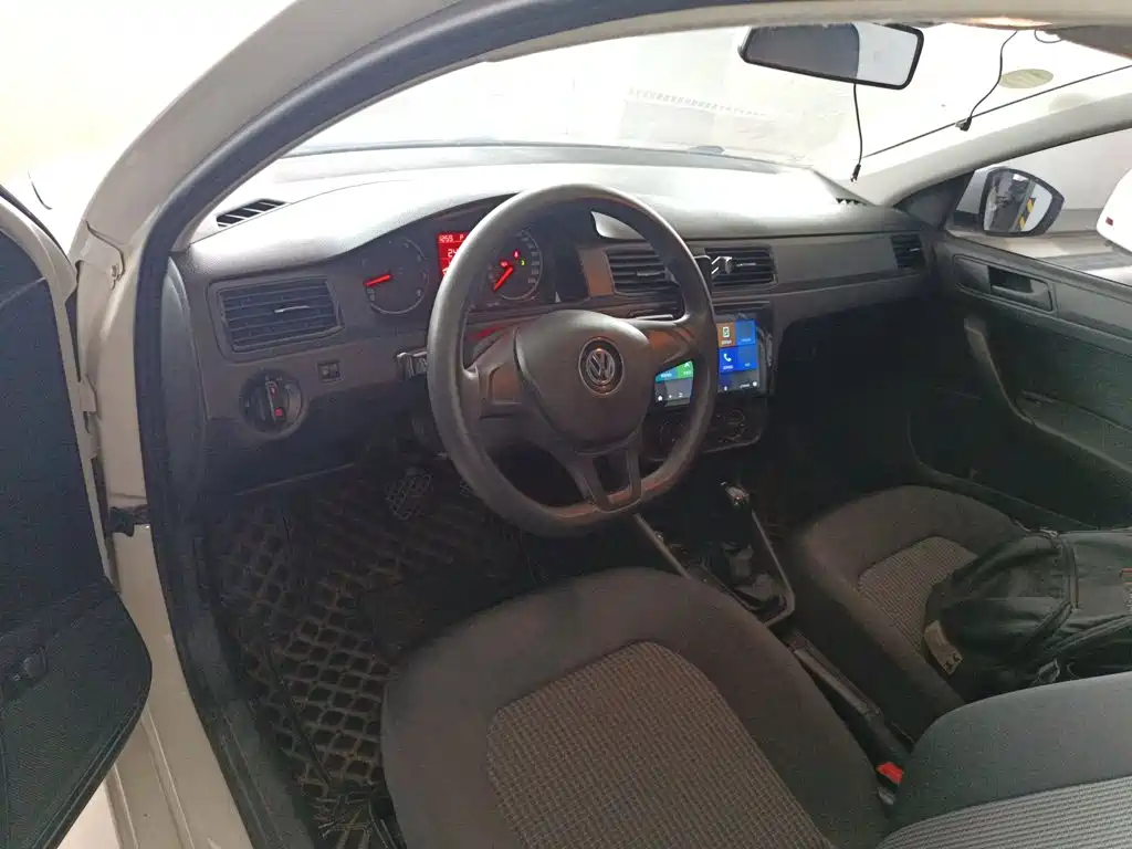 Photo 6 - Volkswagen Santana