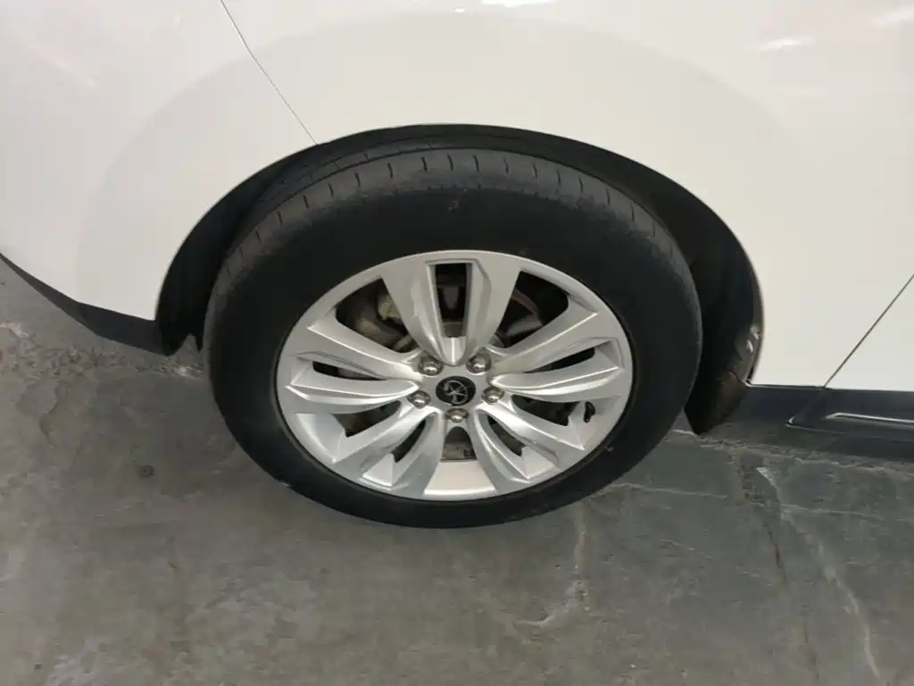 JAC Refine S5 2016 2015 1.5T Automatic Luxury