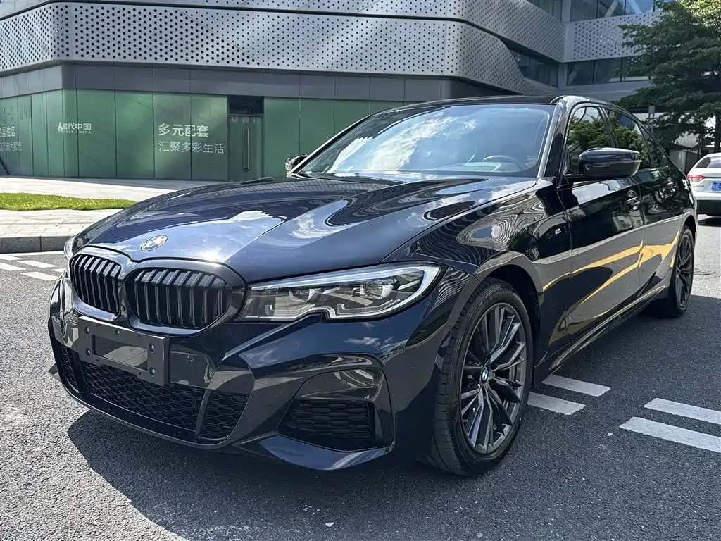 BMW 3 Series 2020 325Li M Sport Black Night Package