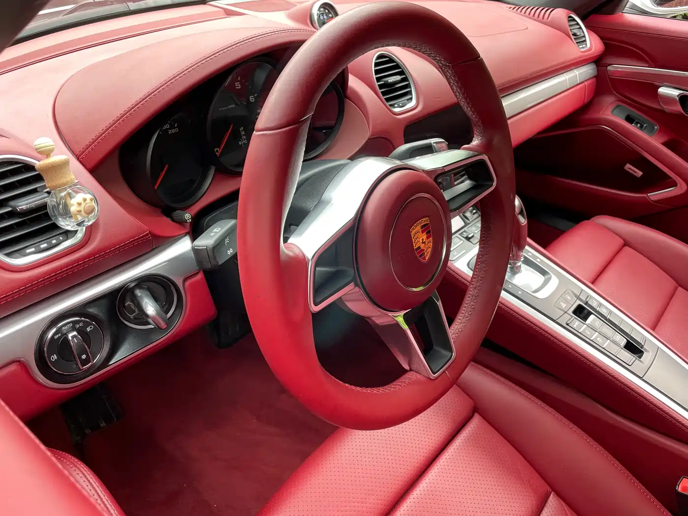 Porsche 718 2018 Boxster 2.0T фото 13