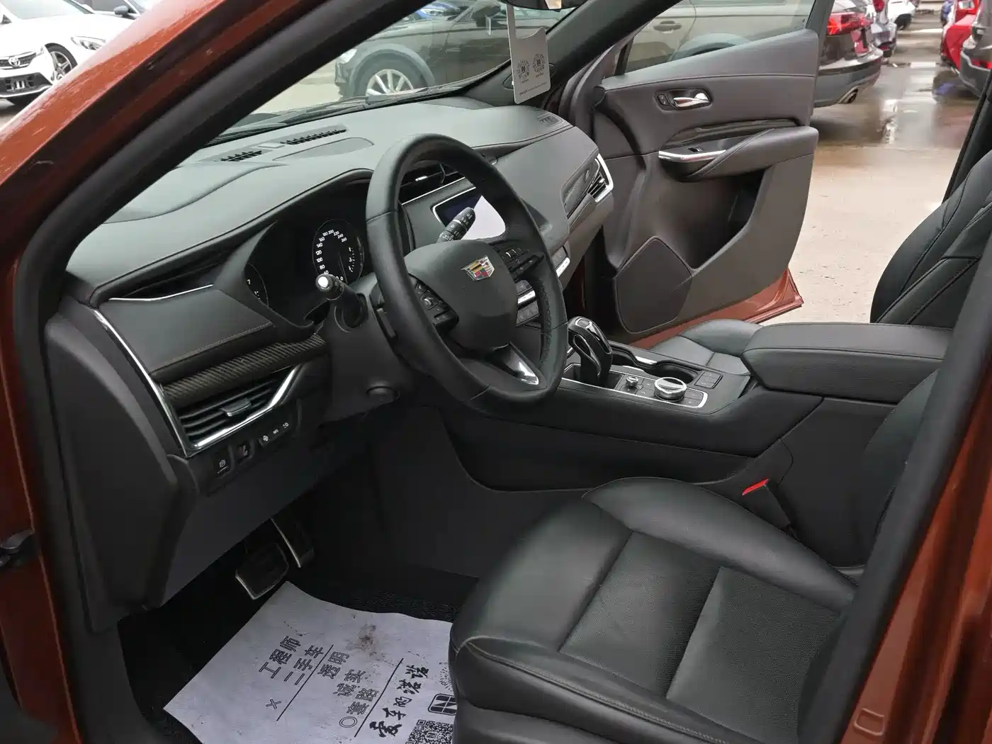Cadillac XT4 2018 28T AWD Platinum Sport Edition фото 14