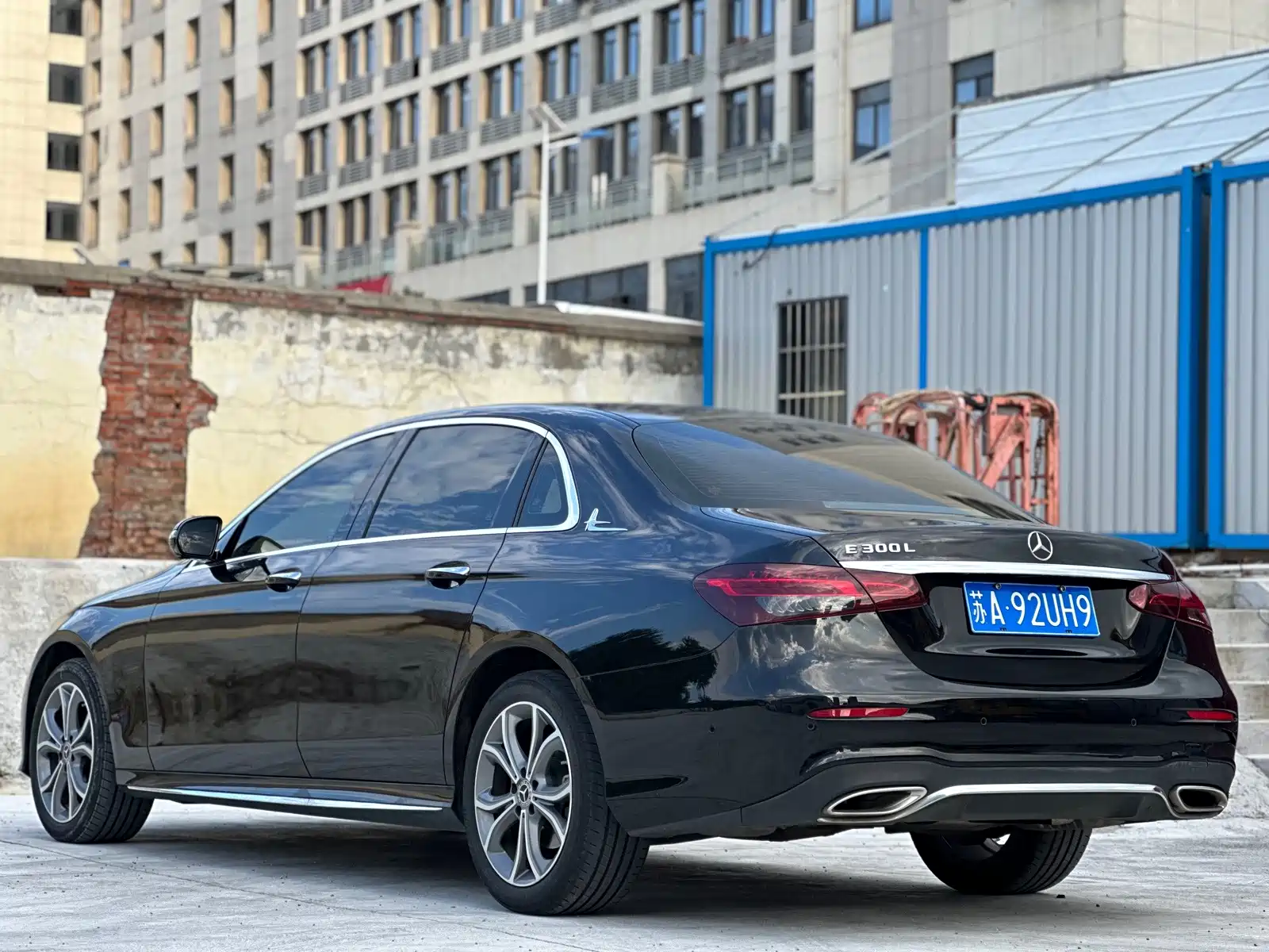 Фото 19 - Mercedes-Benz E-Class