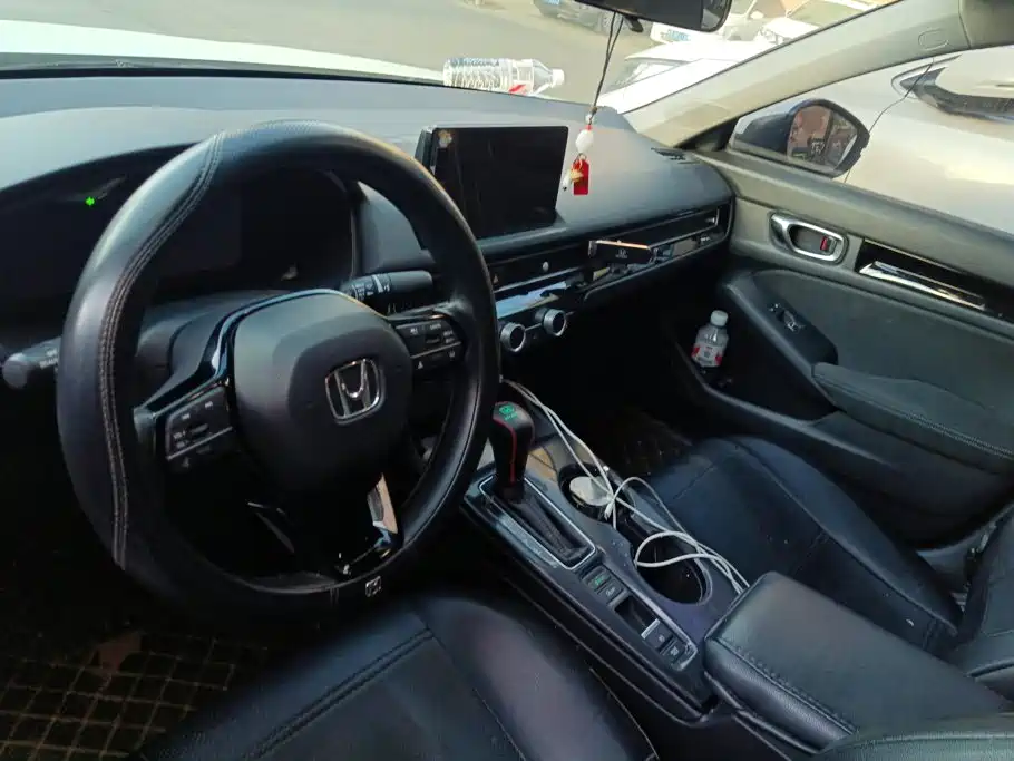صورة 12 - Honda Civic