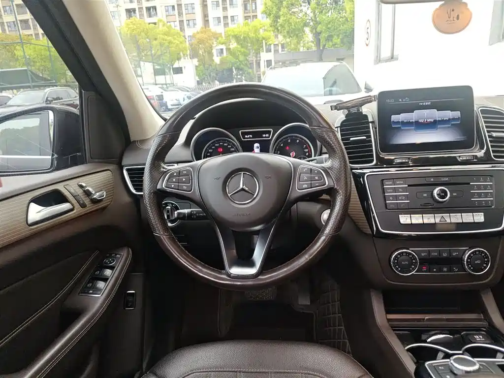 Mercedes-Benz GLE 2018 GLE 320 4MATIC Dynamic Ultimate Edition фото 11