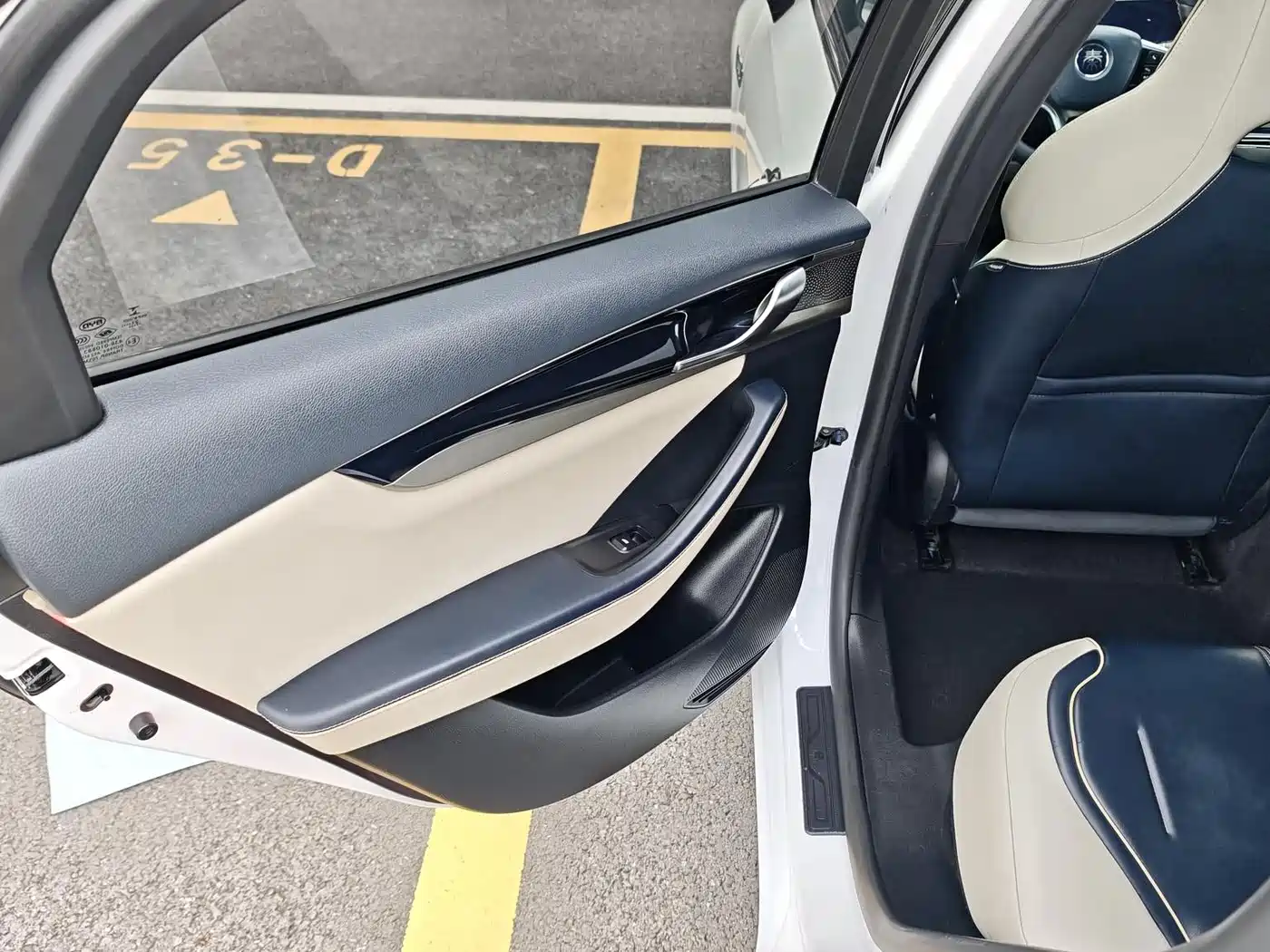 BYD Qin PLUS 2021 2021 EV 500KM Premium Model