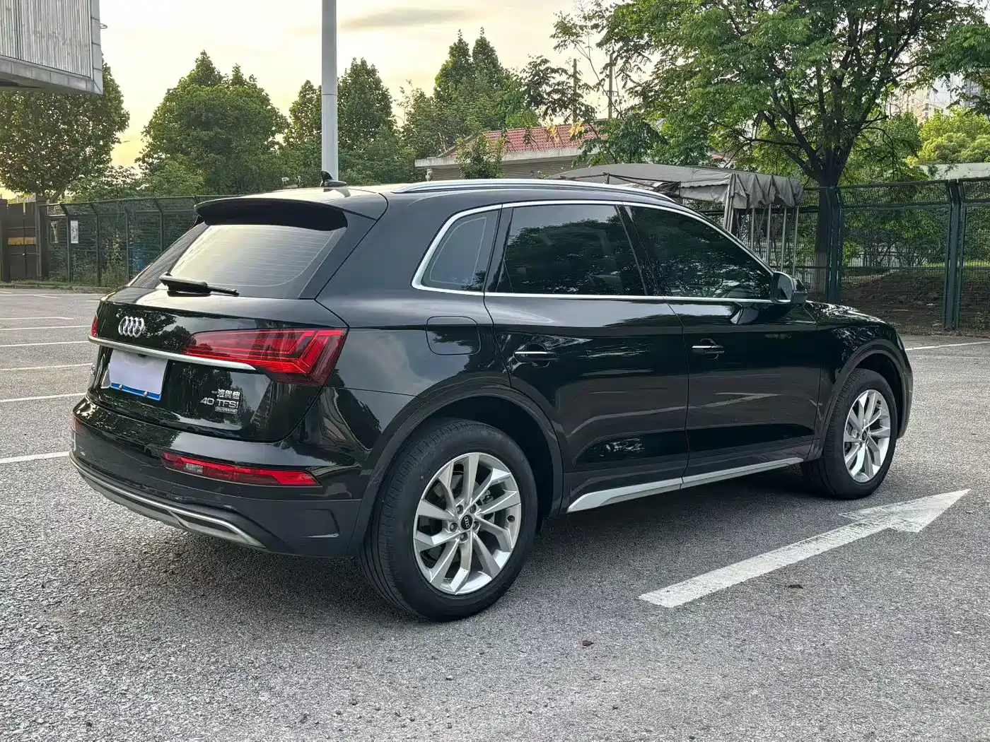 Audi Q5L 2024 Model 40 TFSI Luxury Elegance фото 7
