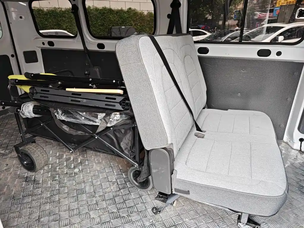 Wuling Motors Wuling Yangguang 2025 2025 400km Bus Comfort Edition