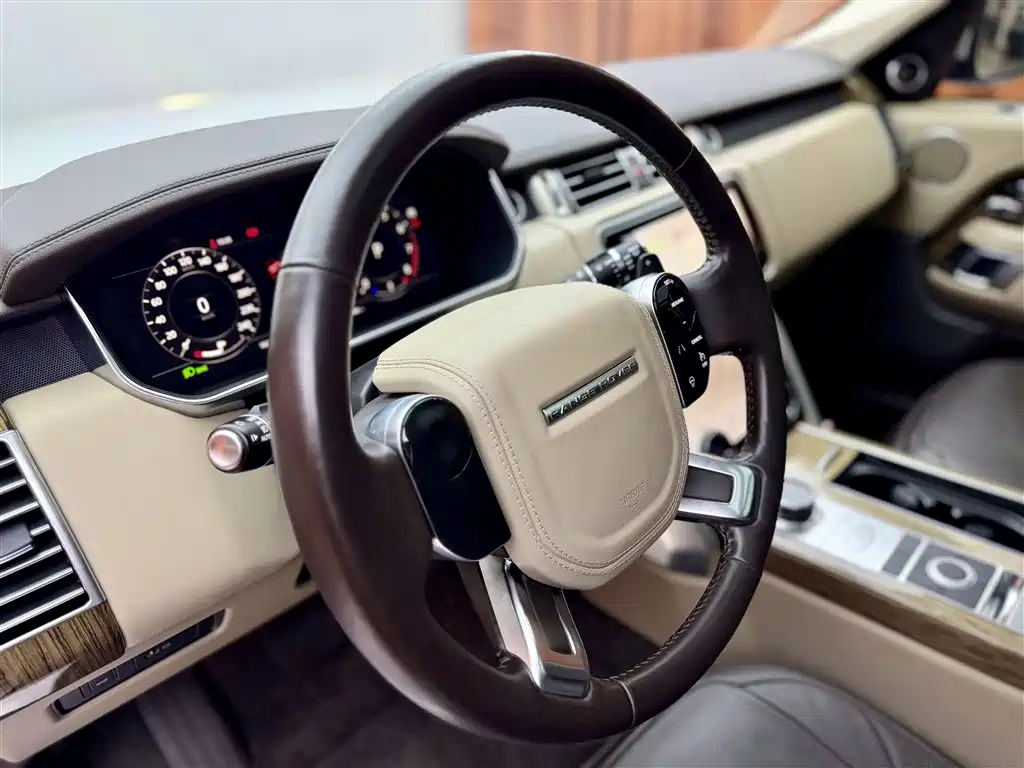Land Rover Range Rover 2019 3.0 SC V6 Heritage Extended Edition фото 10