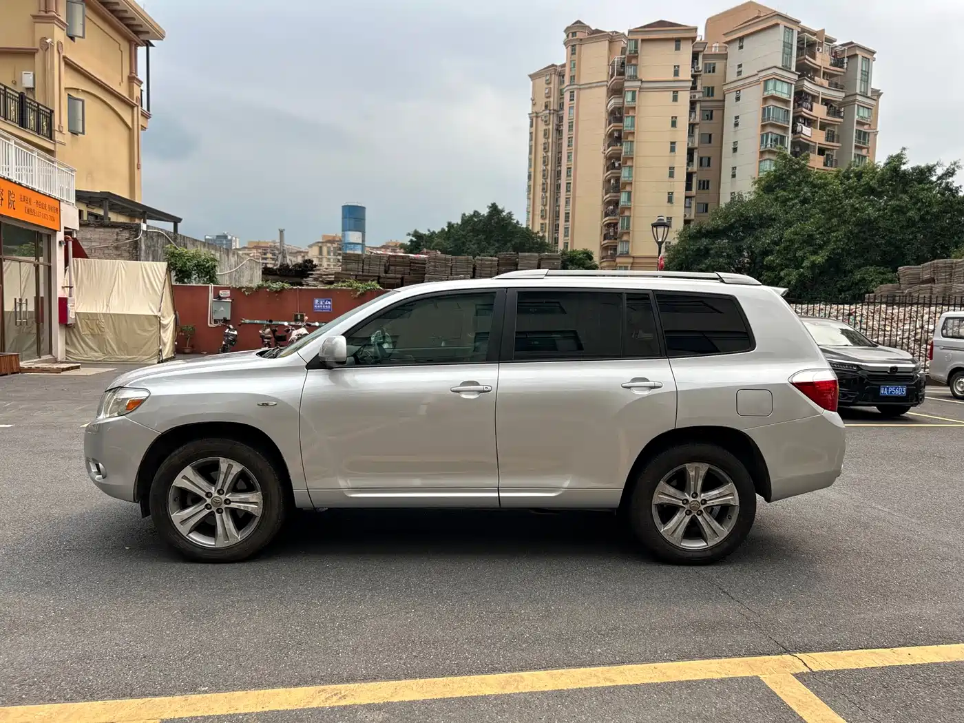 Toyota Highlander 2009 3.5L 4WD 7-seater Luxury Edition фото 4
