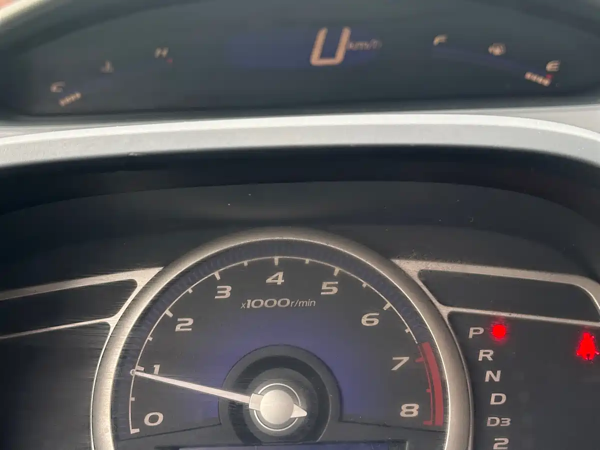 CIIMO CIIMO 2015 2015 1.8L Automatic Luxury Edition