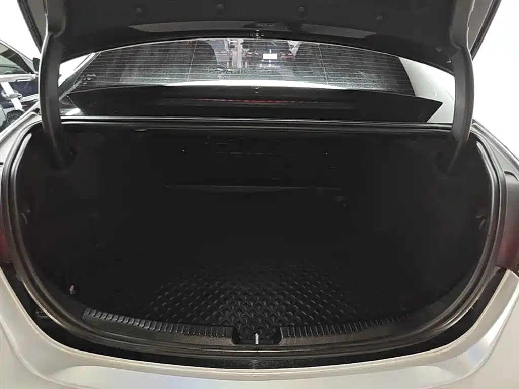 Mercedes-Benz C-Class 2023 C 260 L Sport фото 19
