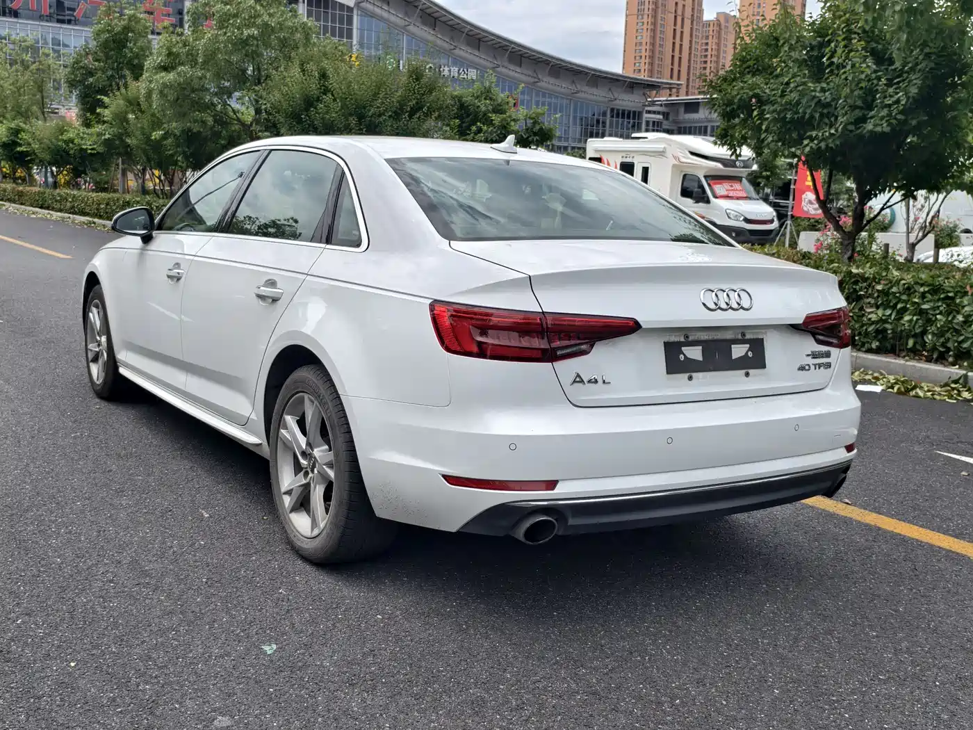 Audi A4L 2018 30th Anniversary 40 TFSI Progressive фото 6