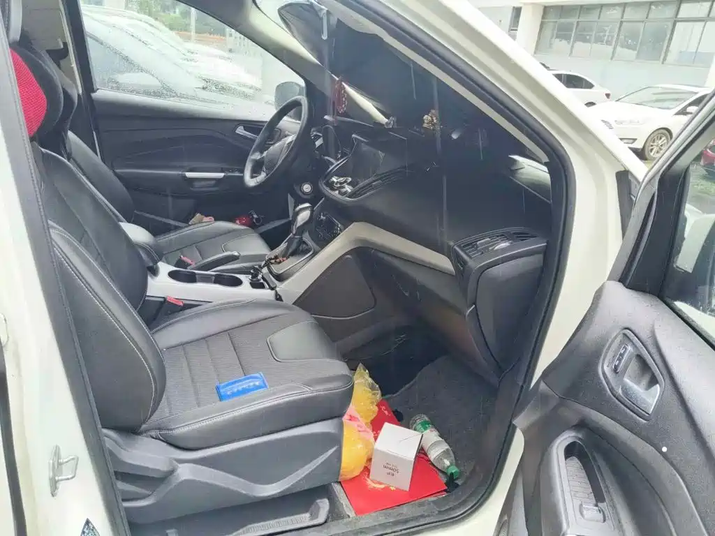 Ford Kuga 2014 2013 1.6L GTDi FWD Trend