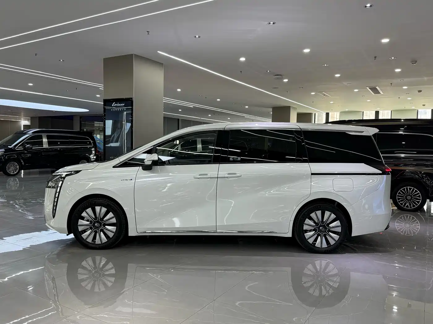 GAC TRUMPCHI E8 NEW ENERGY