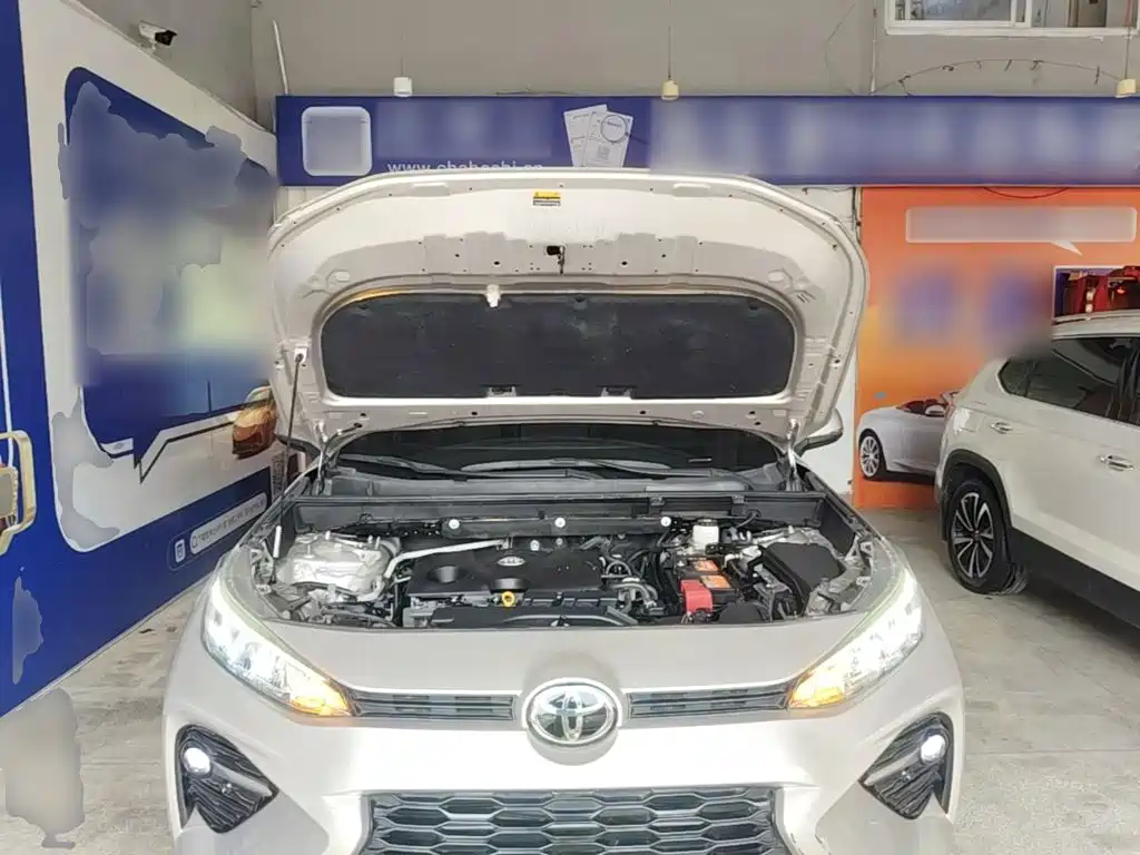 Фото 20 - Toyota Wildlander