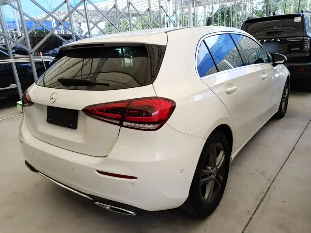 Mercedes-Benz A-Class (Import) 2020 2019 A 200 Dynamic Version