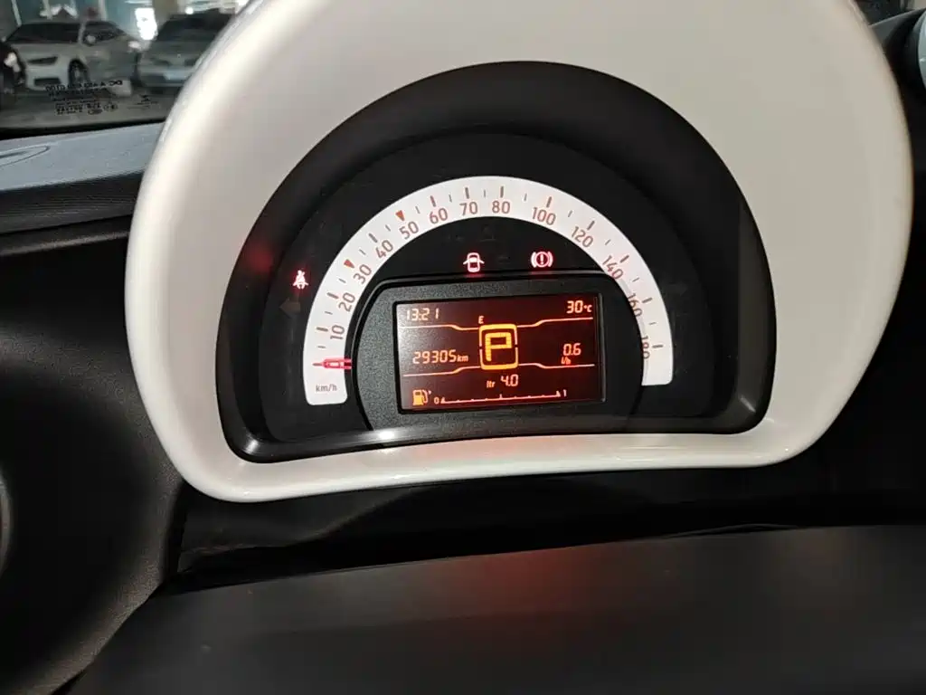 smart forfour 2019 2018 1.0L 52kW Agile Edition
