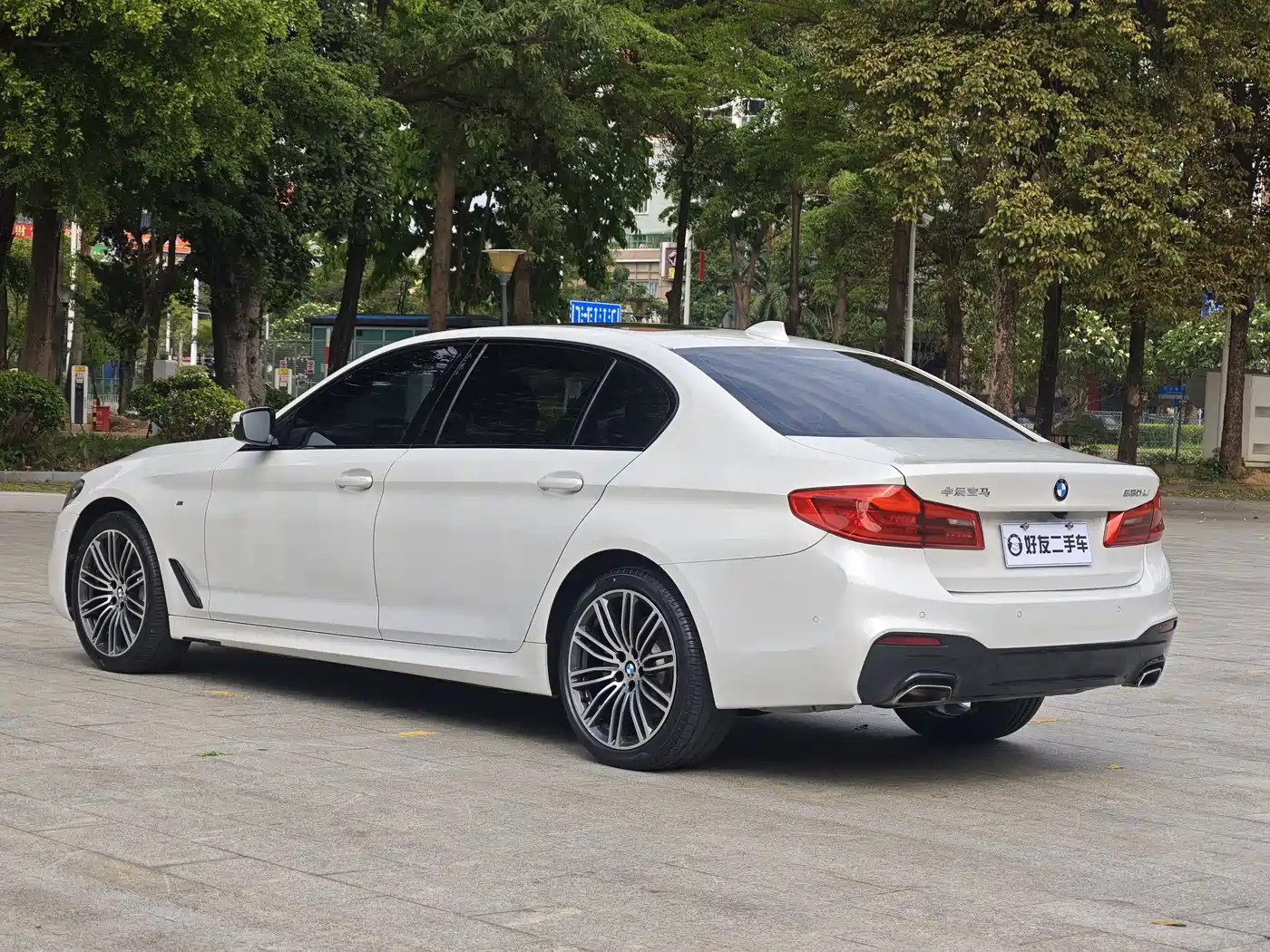 BMW 5 Series 2019 530Li Leading M Sport Package фото 7