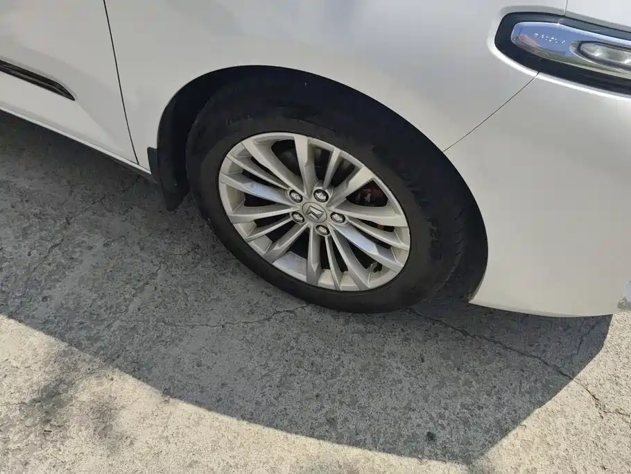 Baojun RC-5 2021 2020 RC-5W 1.5T CVT Zhiyao Luxury