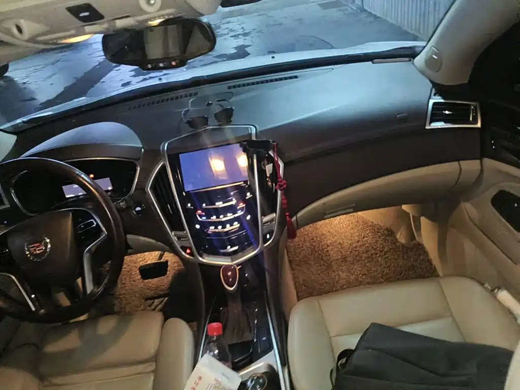 Cadillac SRX 2013 2013 3.0L Leading