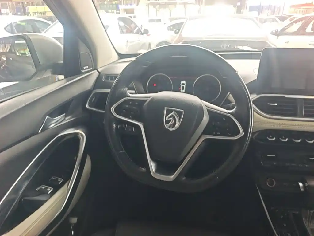 Baojun 530 2018 2018 Model 1.5T DCT Flagship (China V)