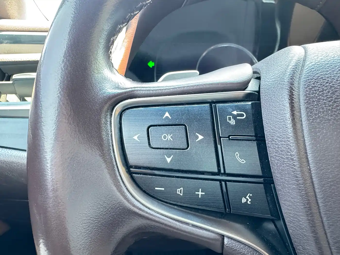 Lexus ES 2020 Model 300h Excellence Edition China V фото 23