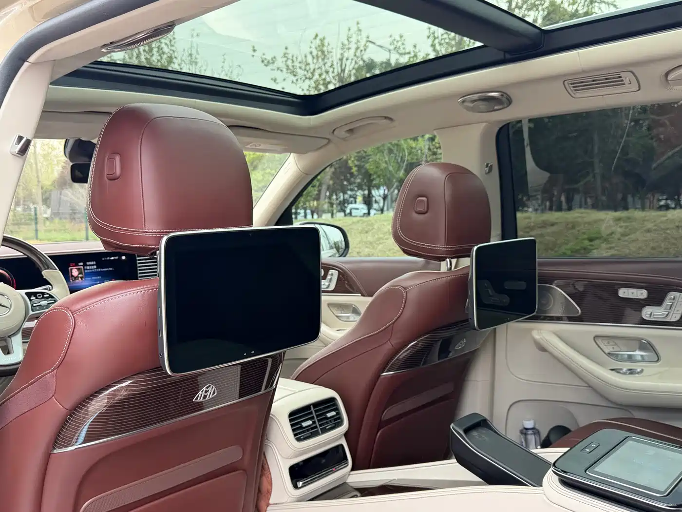 MERCEDES-BENZ MAYBACH GLS