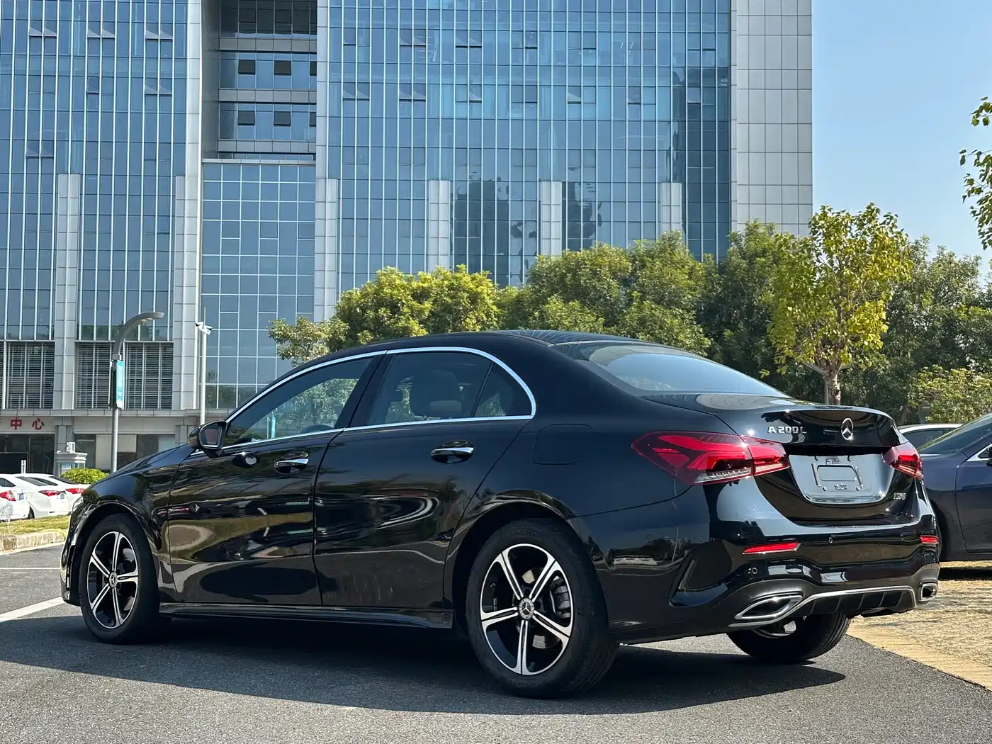 Mercedes-Benz A-Class 2022 Facelift III A 200 L Sport Sedan Fashion фото 11