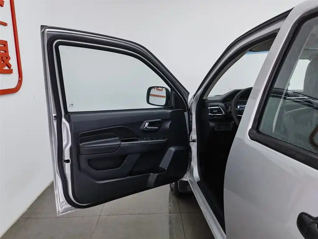 GREAT WALL FENGJUN 5