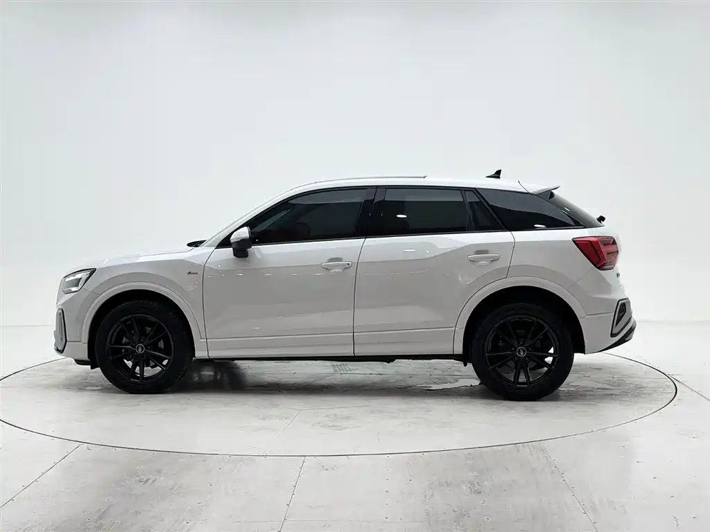 Audi Q2L 2022 35 TFSI Progressive Dynamic фото 7